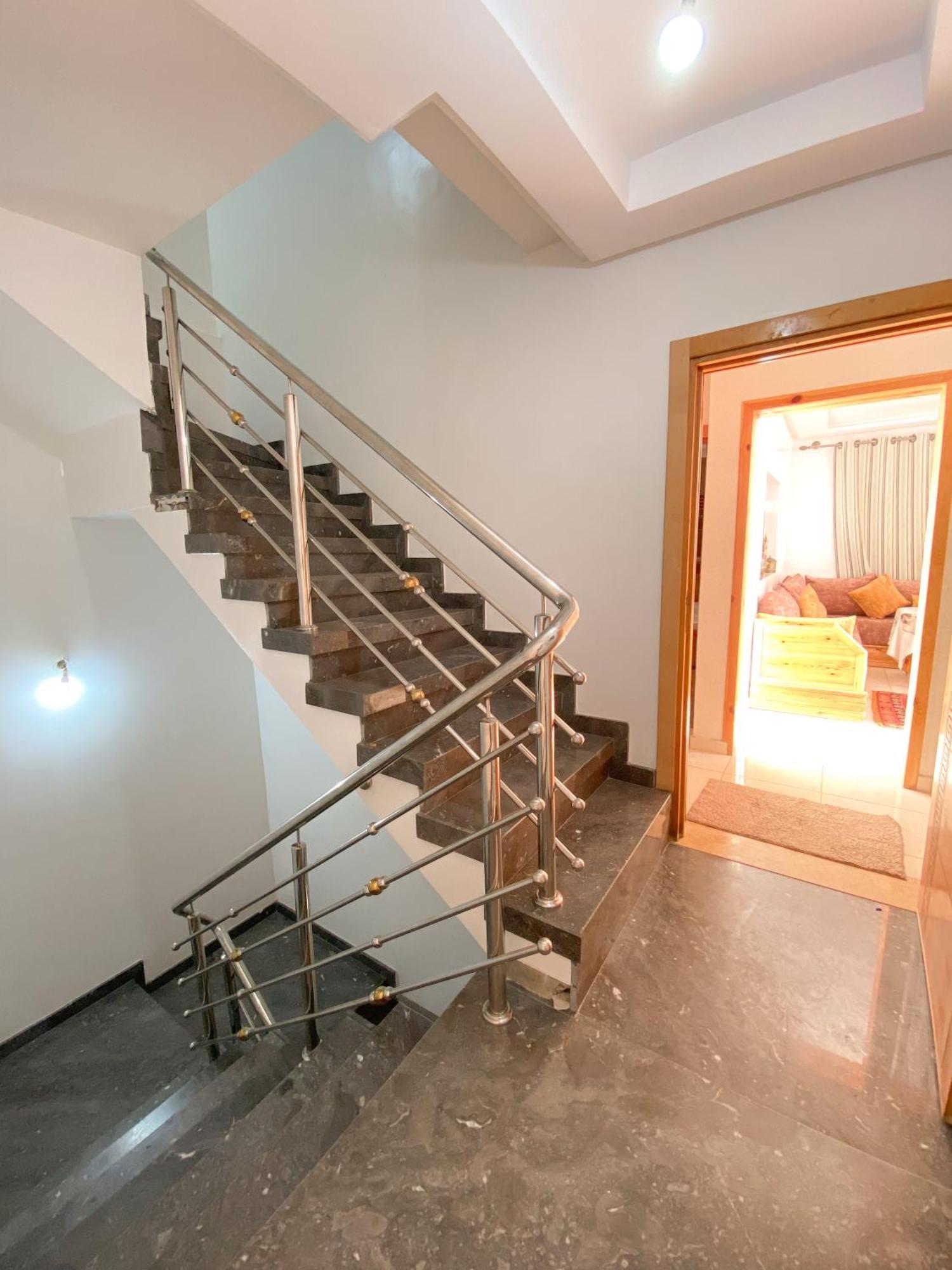 Deluxe At Amouage Anza Appartement *